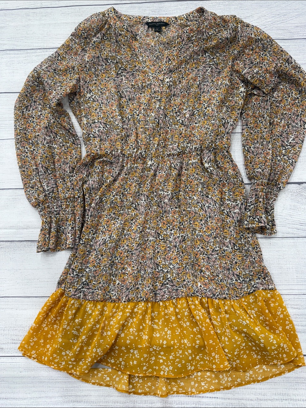 Banana Republic Petite Small Floral Mini Dress Yellow Ruffle Hem Long Sleeve